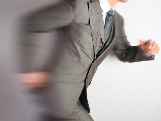 スピーディーに